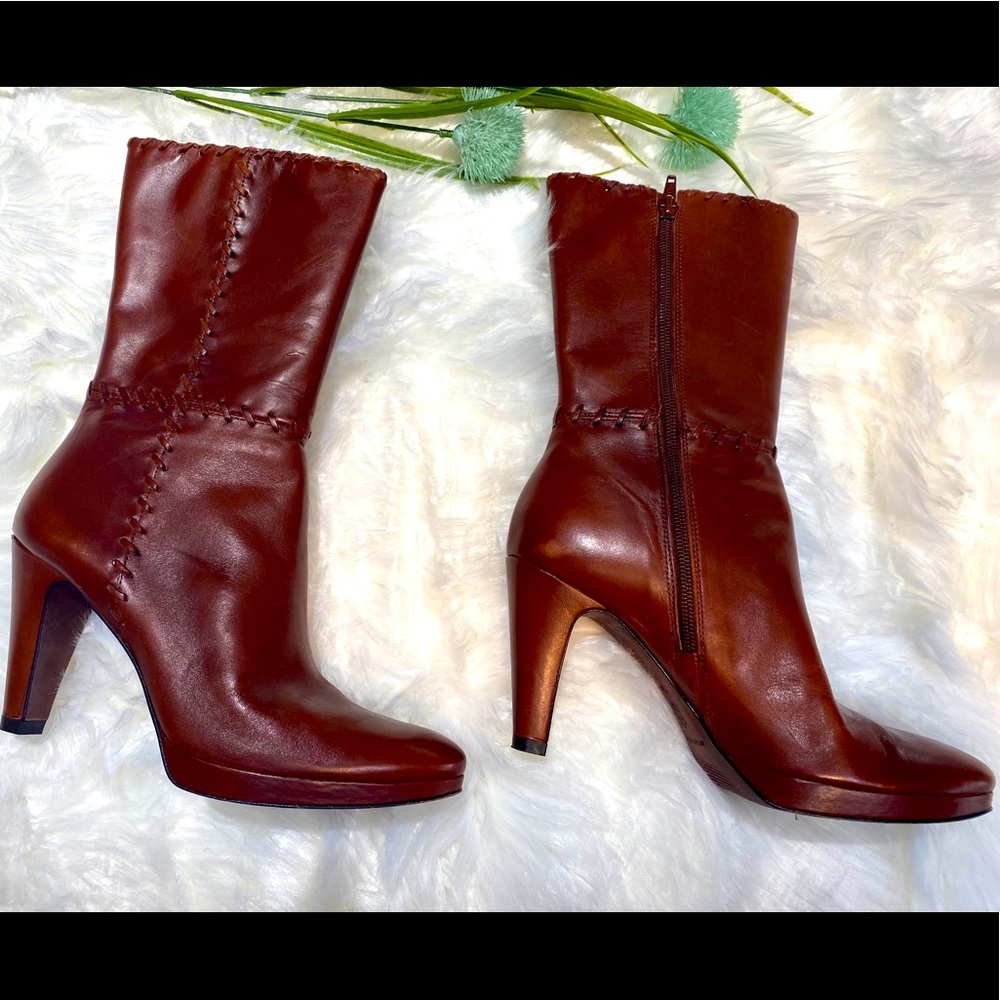 Vintage Antonio Melani Leather Ankle Boots